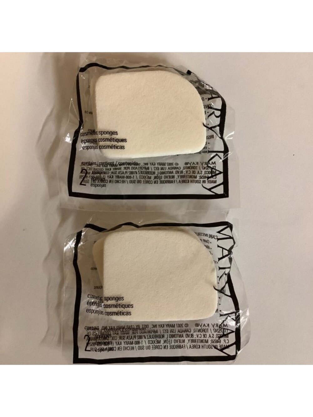 Mary Kay Rare Compact White Cosmetic Facial Sponges 2 Packs Of 2 Sponges. New